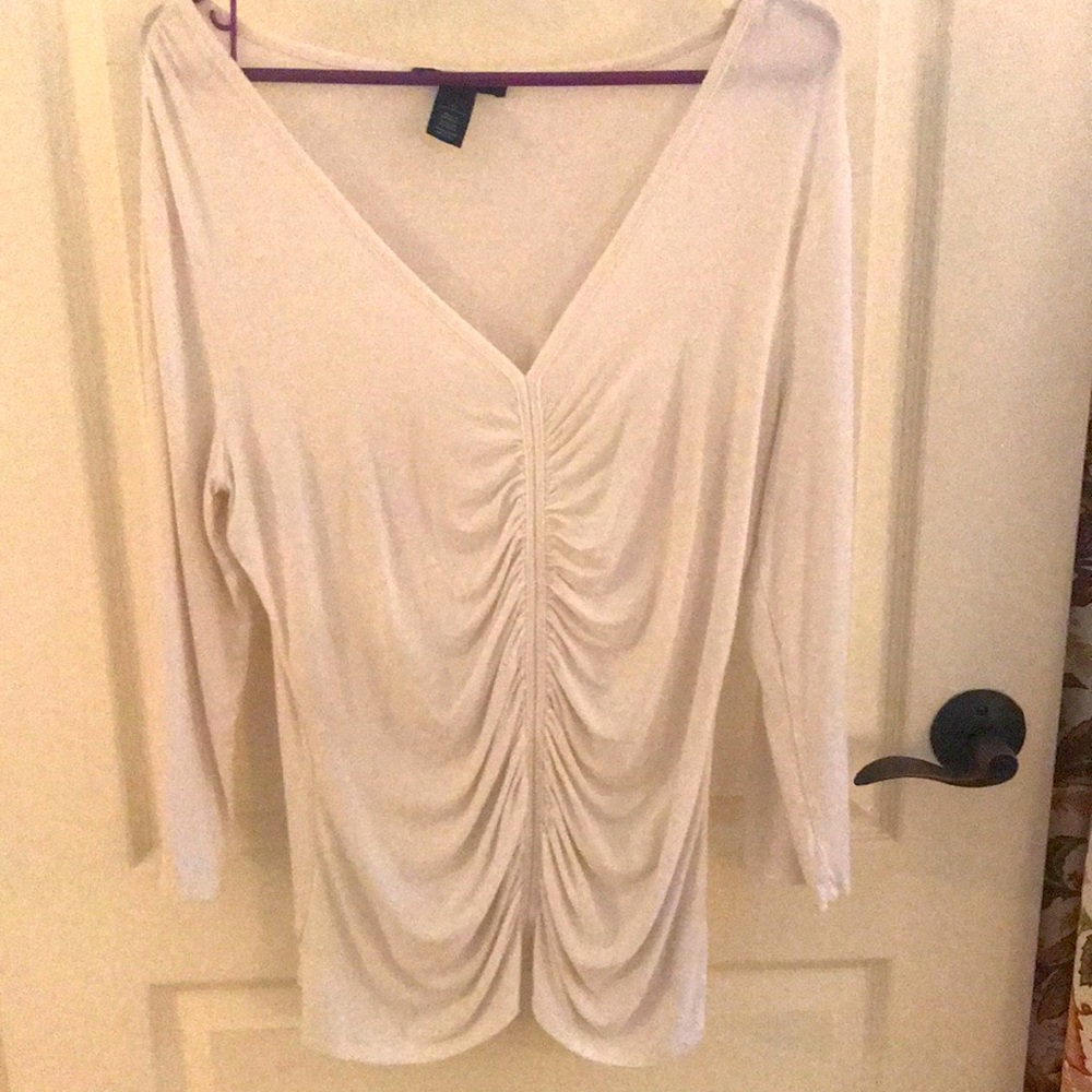 V-neck Black Market White House